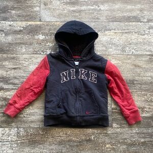 Boys Hooded Nike Sweater Size 6